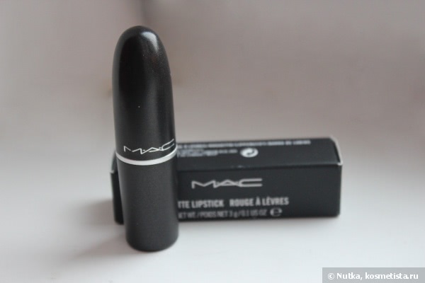 Самая красная из всех красных MAC Retro Matte Lipstick Russian Red