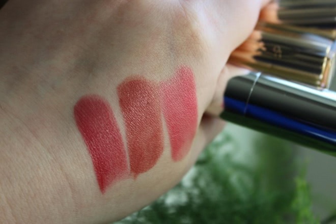 Помады Clarins серии Rouge Eclat и одна Joli Rouge