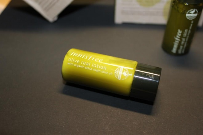Чудесные оливки из набора Innisfree Olive real skin care kit with extra virgin olive oil - тонер, лосьон, крем и крем для глаз