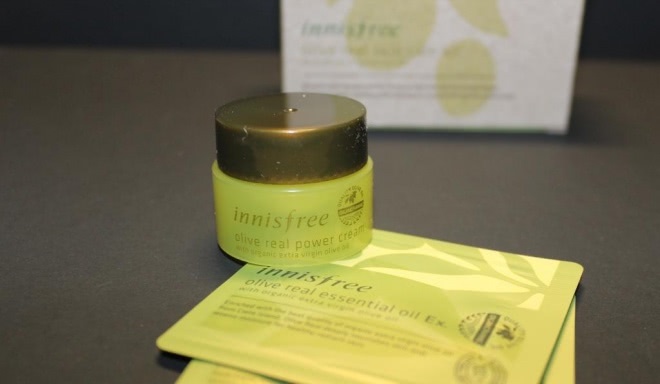 Чудесные оливки из набора Innisfree Olive real skin care kit with extra virgin olive oil - тонер, лосьон, крем и крем для глаз