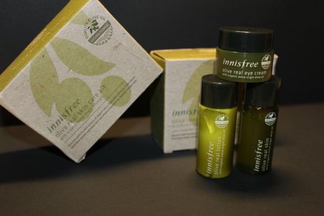 Чудесные оливки из набора Innisfree Olive real skin care kit with extra virgin olive oil - тонер, лосьон, крем и крем для глаз