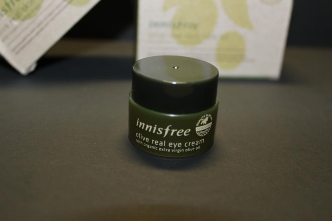 Чудесные оливки из набора Innisfree Olive real skin care kit with extra virgin olive oil - тонер, лосьон, крем и крем для глаз