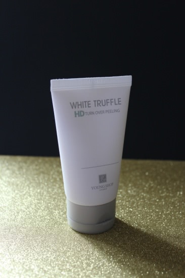 Young Shop Story White Truffle HD Turn Over Peeling