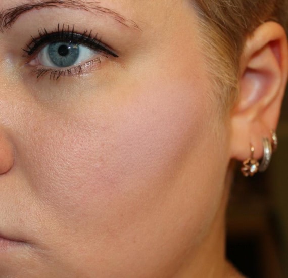 Лавандовые румяна TonyMoly Crystal blusher №04