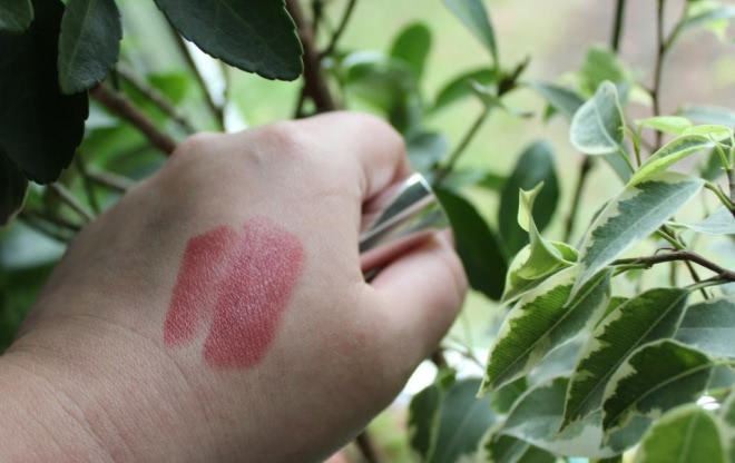 Моя самая осенняя помада Rouge Dior Nude Lip Blush Voluptuous care №683 Esquisse