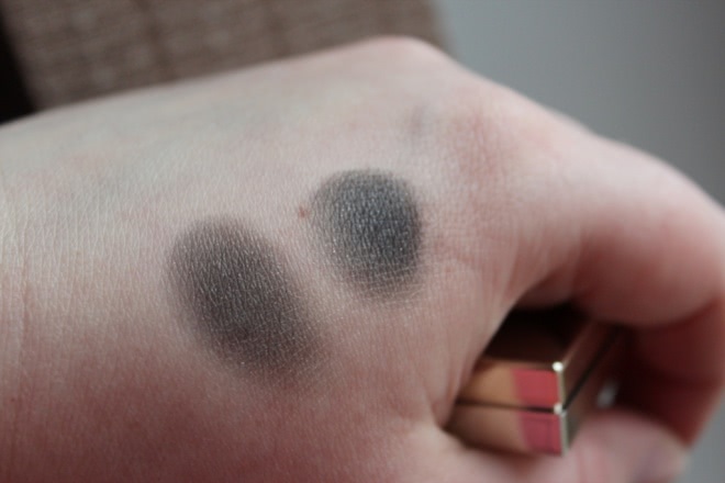 Совсем не весенние - Clarins Ombre Mineral Eyeshadow Smoothing & Long-Lasting №15 Black Sparkle - тьма, шторм и буря в заливе