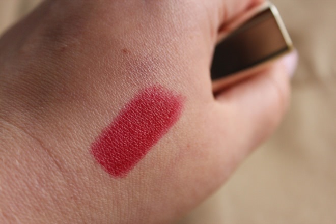 Очень торжественная L'Oreal Color Riche 364 Place Vendome