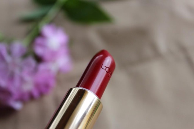 Очень торжественная L'Oreal Color Riche 364 Place Vendome