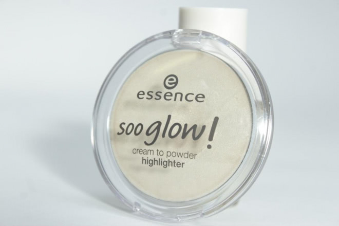 Сиять в праздники и каникулы! Кремовый хайлайтер Essence Soo glow! Cream to powder highliter №10 Look onthe bright side