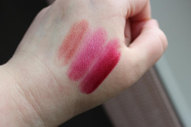 Avon True colour - новая серия помад