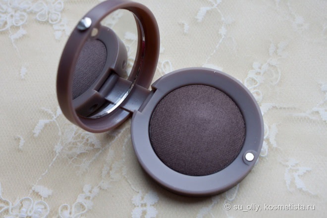 Тени Bourjois Ombre A Paupieres Boite Ronde Creme-Poudre: Generose 02 и Noctam-Brune 08
