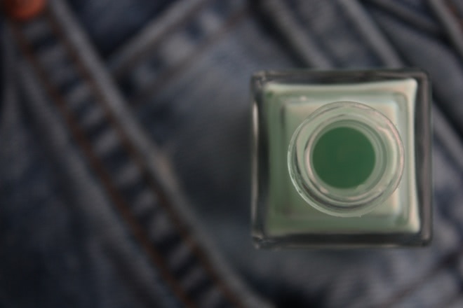 YSL La Laque Couture # 70 Peace Green