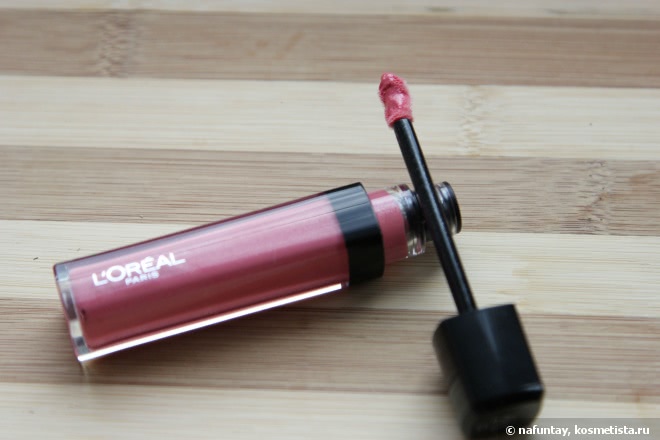 Loreal Infaillible Lip Glosses в оттенке dazzle 213