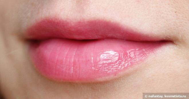 Ароматный и красивый арбузик с Loreal Infaillible Lip Glosses в оттенке 305