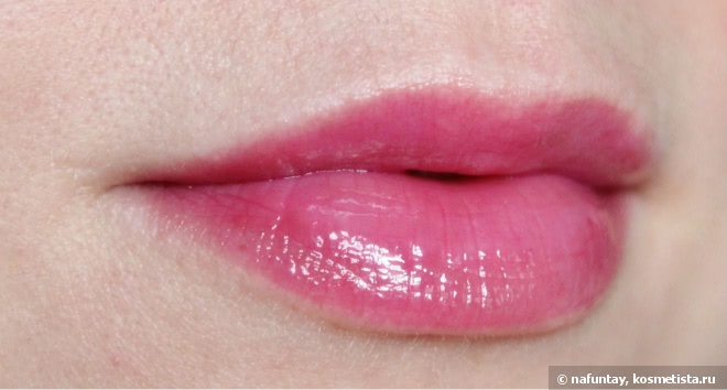 Ароматный и красивый арбузик с Loreal Infaillible Lip Glosses в оттенке 305