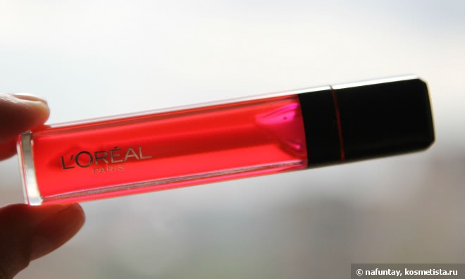 Ароматный и красивый арбузик с Loreal Infaillible Lip Glosses в оттенке 305