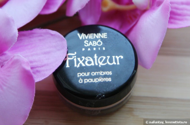Как прибили, так и держится: Fixateur fixing eyeshadow base от Vivienne Sabo Paris