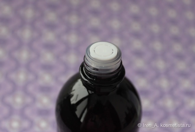 Матирование и сужение пор с тоником The Skin House White Tightening Toner