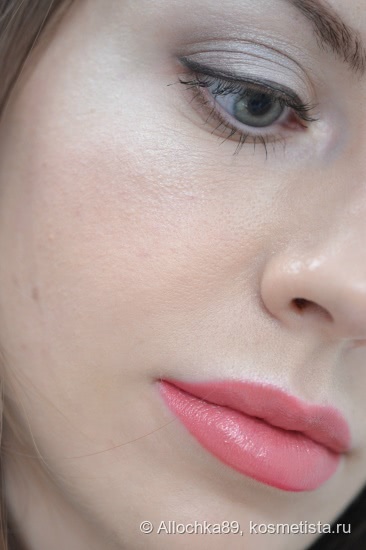 Моя волшебная баночка Mac Eye Shadow в оттенке White Frost