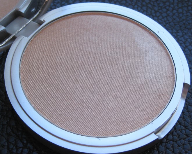 Опасная красотка TheBalm Mary-Lou Manizer