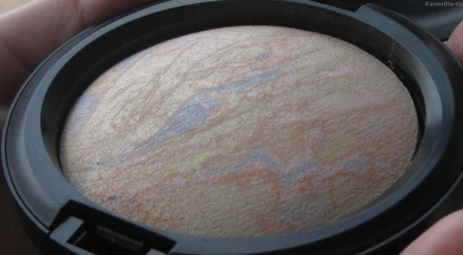 Любимый и универсальный MAC Mineralize Skinfinish Lightscapade