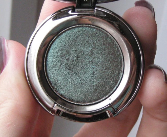 Любимый русалочий дуохром Urban Decay Eyeshadow в оттенке Lounge