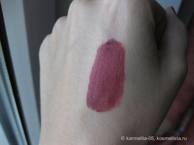 Матовый блеск? Giorgio Armani Lip Magnet 600