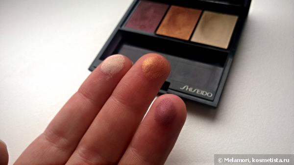 Shiseido Luminizing Satin Eye Color Trio в оттенке RD 299 (Beach Grass)