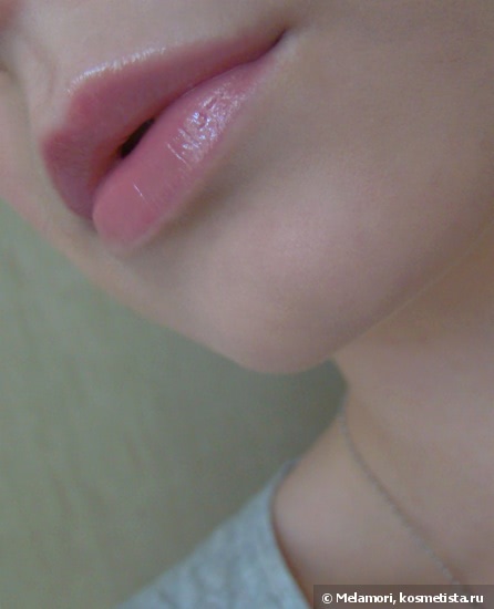 Новинка 2015 - Блеск для губ Dior Rouge Dior Brillant lipshine & care couture color #263 Swan