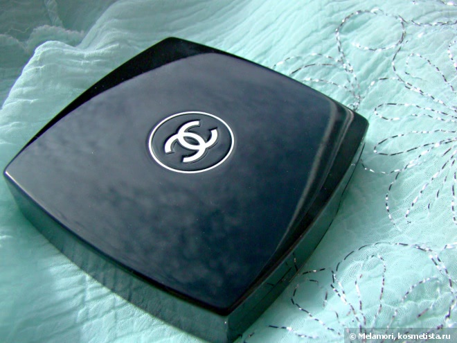 Сухие румяна Chanel Joues Contraste Powder Blush в оттенке №84 Accent