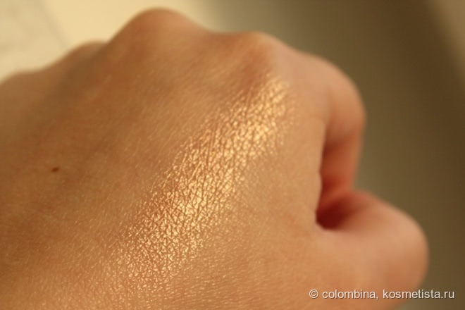 Dior Diorskin Nude Air Illuminating Powder 002 Glowing Nude