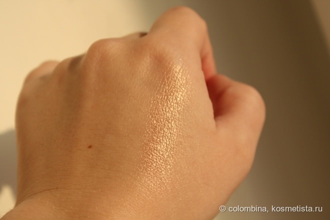 Dior Diorskin Nude Air Illuminating Powder 002 Glowing Nude