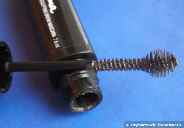 Идеальные брови с карандашом Maybelline New York Master Shape и тушью Maybelline New York Brow Drama