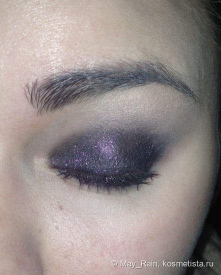 MAC Mineralize eyeshadows в оттенке Young Punk