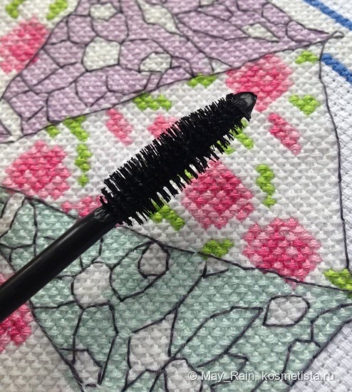 Не колоссальный эффект с Maybelline the Colossal Volum'express mascara