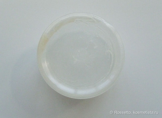 Бальзамы для губ: L'Occitane, Le Petit Olivier, Nuxe, The Body Shop