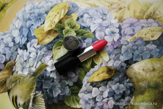 Уникальный и освежающий оттенок - розово-персиковая Givenchy Le Rouge 202 Rose Dressing