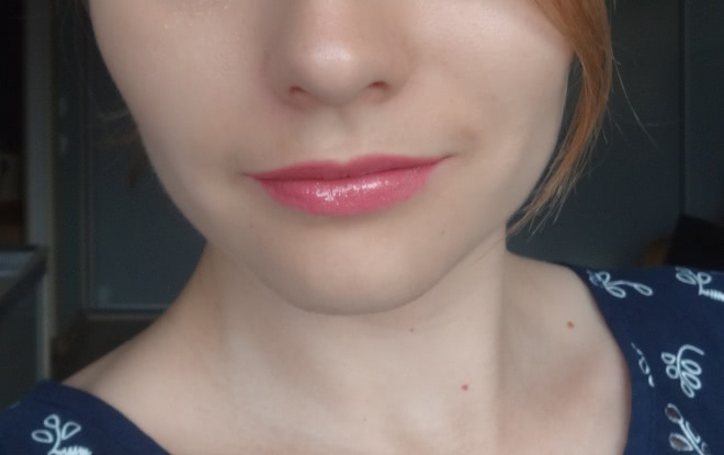 Очень милый Essence Lipliner 07 «Cute pink»