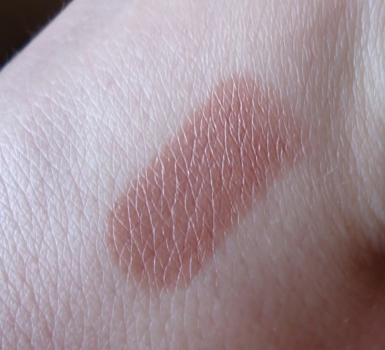 Увлажняющая губная помада Maybelline Hydra Extreme Lipstick #742 Luminous Beige