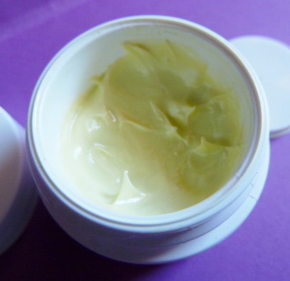 Уход за кожей вокруг глаз: KIEHL'S Creamy Eye Treatment with Avocado и Dr. Pierre Ricaud Regard Regard Jeunesse Integral Anti-Age Eye Contour Treatment