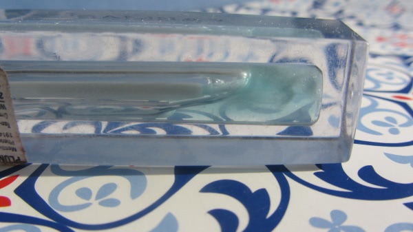 Морозный блеск для губ Farmasi 5D Lip Gloss blue