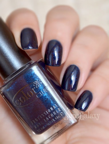 Color Club professional nail lacquer Williamsburg