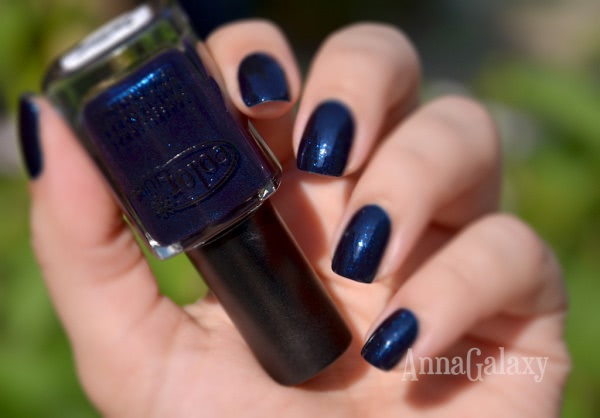 Color Club professional nail lacquer Williamsburg