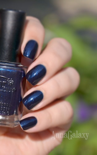 Color Club professional nail lacquer Williamsburg