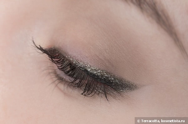 Хотите стойкий карандаш? Он есть - Urban Decay 24/7 Glide-On Double-Ended Eye Pencil Naked 2 Perversion/Pistol