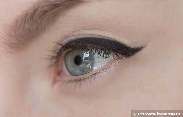 Хотите стойкий карандаш? Он есть - Urban Decay 24/7 Glide-On Double-Ended Eye Pencil Naked 2 Perversion/Pistol