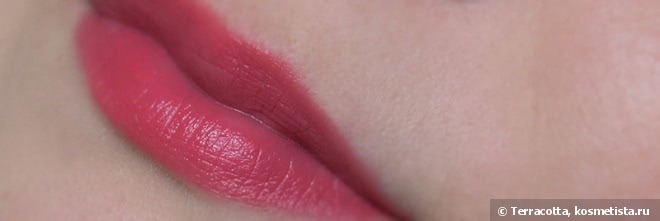 Увлажняющая помада Limoni Lipstick 214, 216, 217