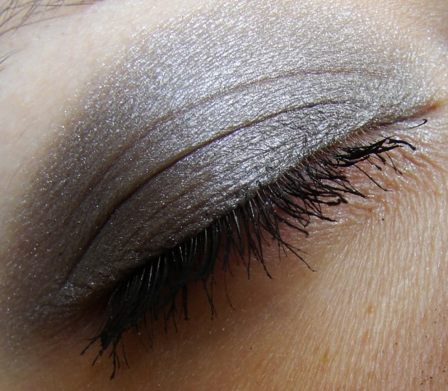 Неожиданные открытия с Mary Kay Mineral Eye Colour #016072 Vintage Gold и #026304 Silver Satin