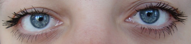 Вторая новогодняя Chanel Le Volume de Chanel Mascara #27 Rouge Noir