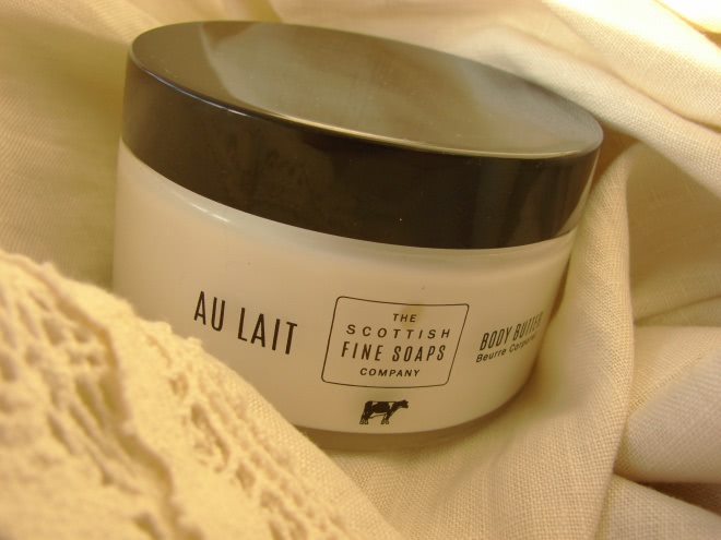The Scottish Fine Soaps Au Lait Body Milk